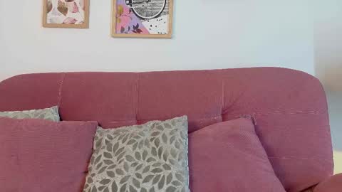 Snapshot of karina2smith chatting on 05-31-26, 06:42 karina online show from 05-31-26, 06:42