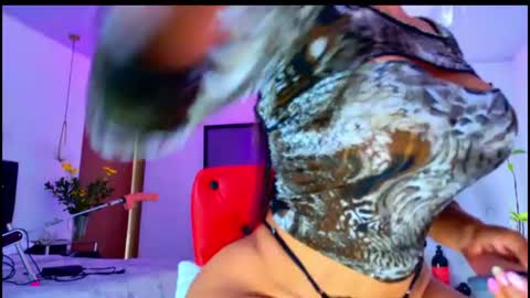 karina4squirt online show from 06-13-26, 04:38
