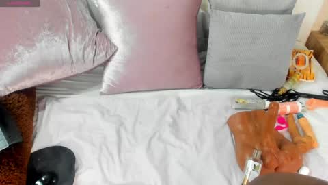 Karina online show from 01-06-25, 03:19