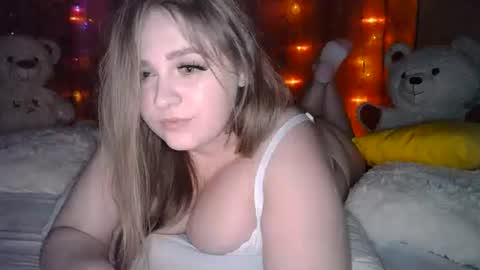 Snapshot of karina_sweet__ chatting on 02-10-26, 10:25 Know with me all the joys of sex... online show from 02-10-26, 10:25