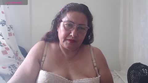 Snapshot of karina_turbay chatting on 01-15-26, 04:11 Karina online show from 01-15-26, 04:11