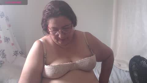 Snapshot of karina_turbay chatting on 02-06-26, 03:15 Karina online show from 02-06-26, 03:15