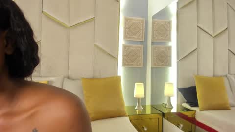 Snapshot of karinaacox chatting on 05-27-26, 12:35 karinaacox online show from 05-27-26, 12:35