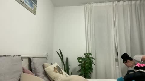 Karina online show from 02-19-25, 06:32