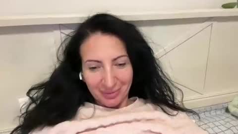 Karina online show from 02-25-26, 05:55