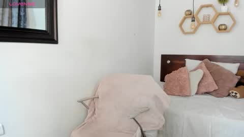 Snapshot of karinaebony_ chatting on 02-20-25, 12:04 Karina online show from 02-20-25, 12:04