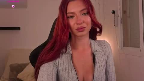 Snapshot of karinchik_ chatting on 11-29-25, 08:23 Karina online show from 11-29-25, 08:23