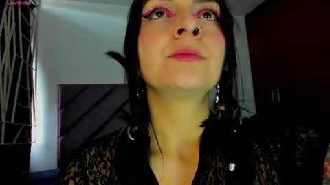 KARINNA  RAVEN online show from 07-31-26, 09:47