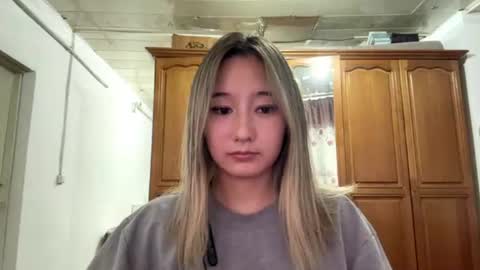 karissagius online show from 06-27-26, 09:03
