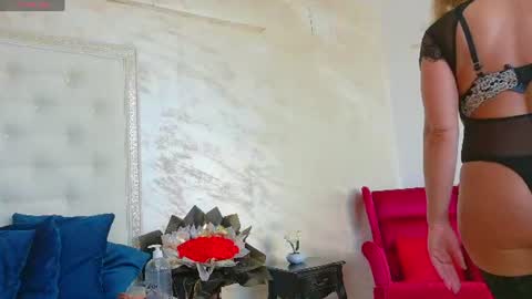 Snapshot of karissia_ chatting on 06-28-26, 04:40 KARISSIA online show from 06-28-26, 04:40