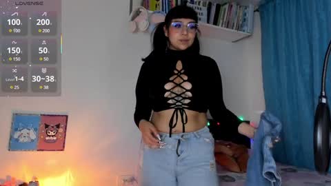 Snapshot of karla__1 chatting on 01-19-25, 04:12 Ill be on at sunday see u Lynn Could u help me to reach 100 Thmbs upp plssss Independent girl 3 online show from 01-19-25, 04:12