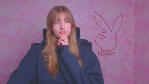 Karla online show from 09-26-25, 05:11