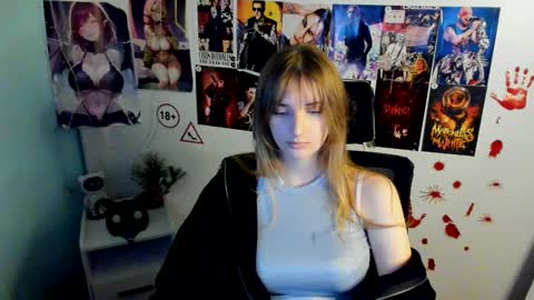 Karla online show from 11-04-25, 01:32