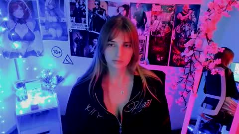 Karla online show from 11-14-25, 03:33