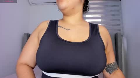 karolina  online show from 06-26-26, 12:53