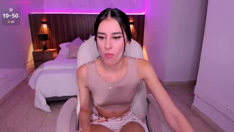 Snapshot of karlaa_james chatting on 10-15-25, 10:59 Karlaa  online show from 10-15-25, 10:59