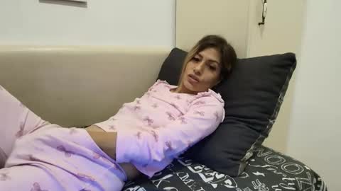 Snapshot of karladreamssex chatting on 10-26-25, 04:51 Crystyna online show from 10-26-25, 04:51