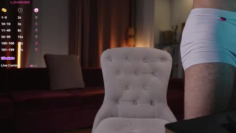 Karlos and Louis online show from 02-10-26, 03:32