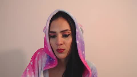 Snapshot of karlota_hank chatting on 12-23-24, 09:05 Karlis online show from 12-23-24, 09:05