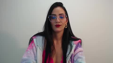 Snapshot of karlota_hank chatting on 12-26-24, 04:10 Karlis online show from 12-26-24, 04:10