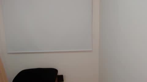Snapshot of karlota_hank chatting on 01-30-25, 04:48 Karlis online show from 01-30-25, 04:48