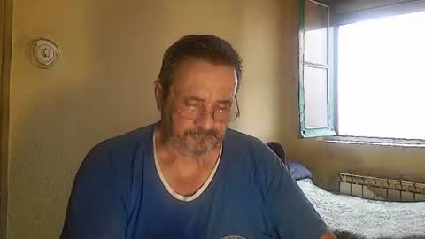 Snapshot of karlpal chatting on 06-15-26, 04:31 karlpal online show from 06-15-26, 04:31