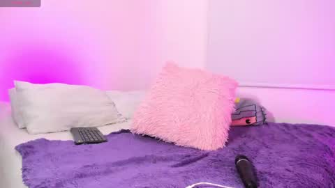 Karlyy  online show from 07-07-26, 06:47