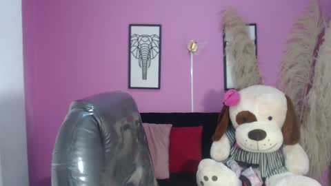 KARLYE online show from 10-30-25, 02:02