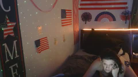Snapshot of karlykox chatting on 05-12-26, 04:42 Karlykox online show from 05-12-26, 04:42