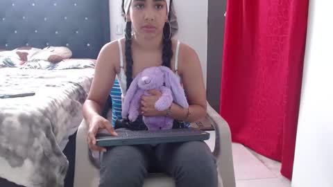 Independent model online show from 02-23-25, 06:56