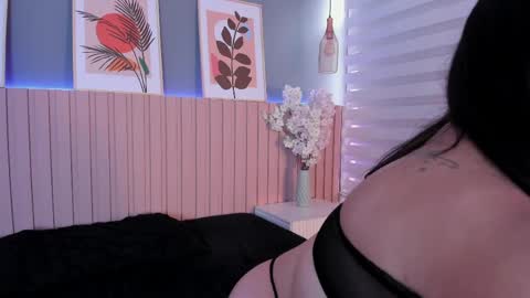 karo_linee online show from 04-28-26, 12:21