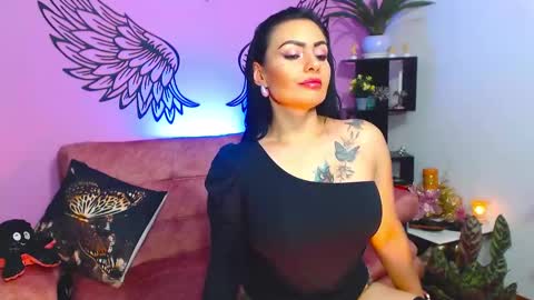 Karol Kenedy online show from 02-23-25, 05:34
