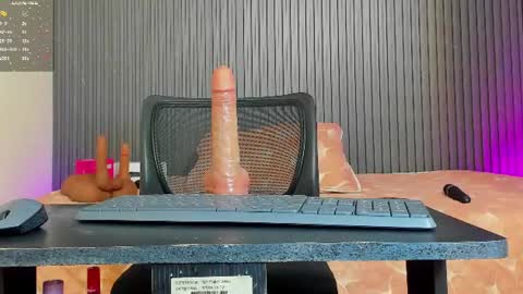 katalina online show from 07-31-26, 10:14