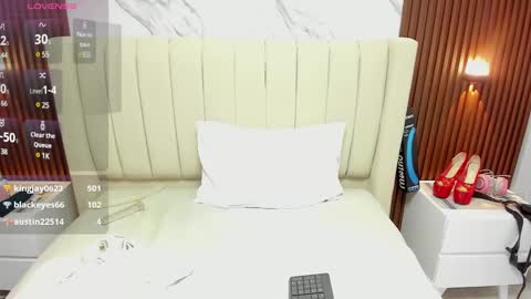 Snapshot of karolandluna chatting on 02-11-25, 05:58 Karol and Luna online show from 02-11-25, 05:58