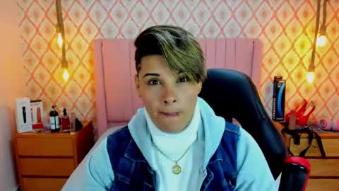 Snapshot of karolandluna chatting on 03-03-25, 03:08 Karol and Luna online show from 03-03-25, 03:08