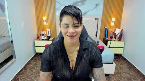 Snapshot of karolandluna chatting on 10-10-25, 11:04 Karol and Luna online show from 10-10-25, 11:04