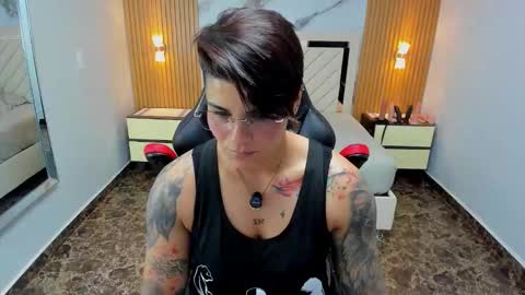 Karol and Luna online show from 03-18-26, 07:28