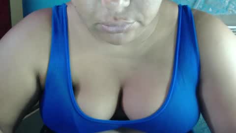 Snapshot of karolbb chatting on 12-02-24, 11:23 karolbb online show from 12-02-24, 11:23