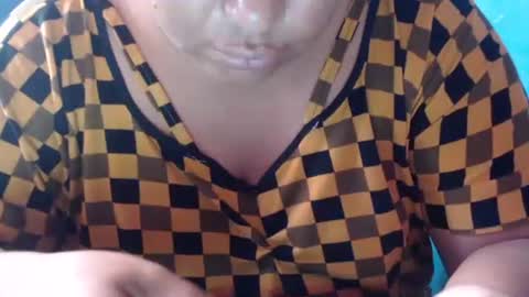 Snapshot of karolbb chatting on 01-02-25, 12:35 karolbb online show from 01-02-25, 12:35
