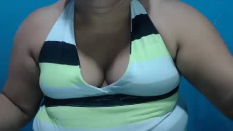 Snapshot of karolbb chatting on 01-02-25, 08:35 karolbb online show from 01-02-25, 08:35