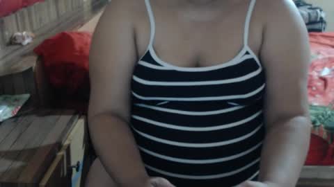 karolbb21 online show from 04-24-26, 11:23