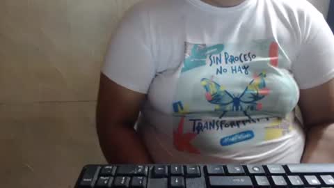 karolbb21 online show from 07-08-26, 11:37