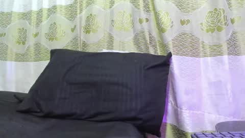 Snapshot of karoli_sanz chatting on 02-15-25, 02:26 Karolinstagram.karoli sanz online show from 02-15-25, 02:26