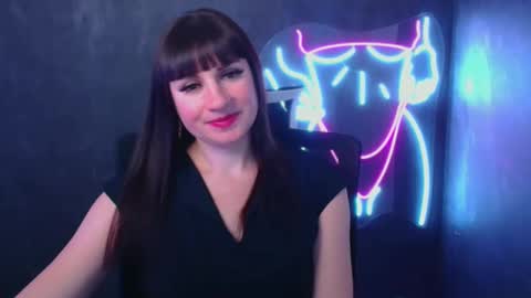 Snapshot of karolina_mia chatting on 12-03-24, 09:44 Caroline online show from 12-03-24, 09:44