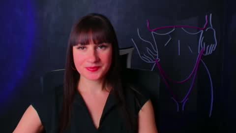 Snapshot of karolina_mia chatting on 12-19-24, 09:40 Caroline online show from 12-19-24, 09:40