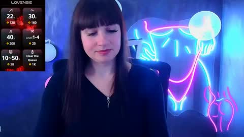 Snapshot of karolina_mia chatting on 03-03-25, 09:44 Caroline online show from 03-03-25, 09:44
