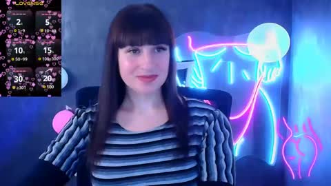 Snapshot of karolina_mia chatting on 03-06-25, 09:36 Caroline online show from 03-06-25, 09:36