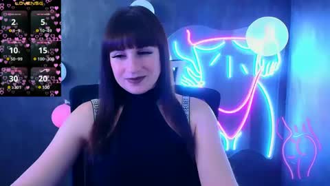 Snapshot of karolina_mia chatting on 03-12-25, 09:44 Caroline online show from 03-12-25, 09:44