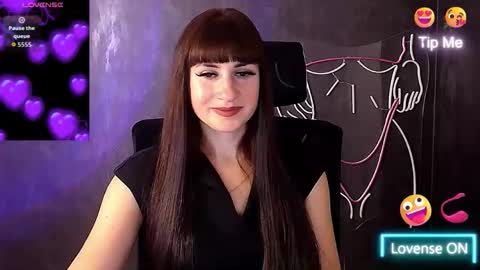 Snapshot of karolina_mia chatting on 10-04-25, 08:34 Caroline online show from 10-04-25, 08:34
