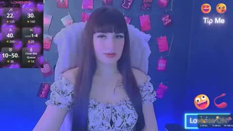Caroline online show from 03-20-26, 12:32